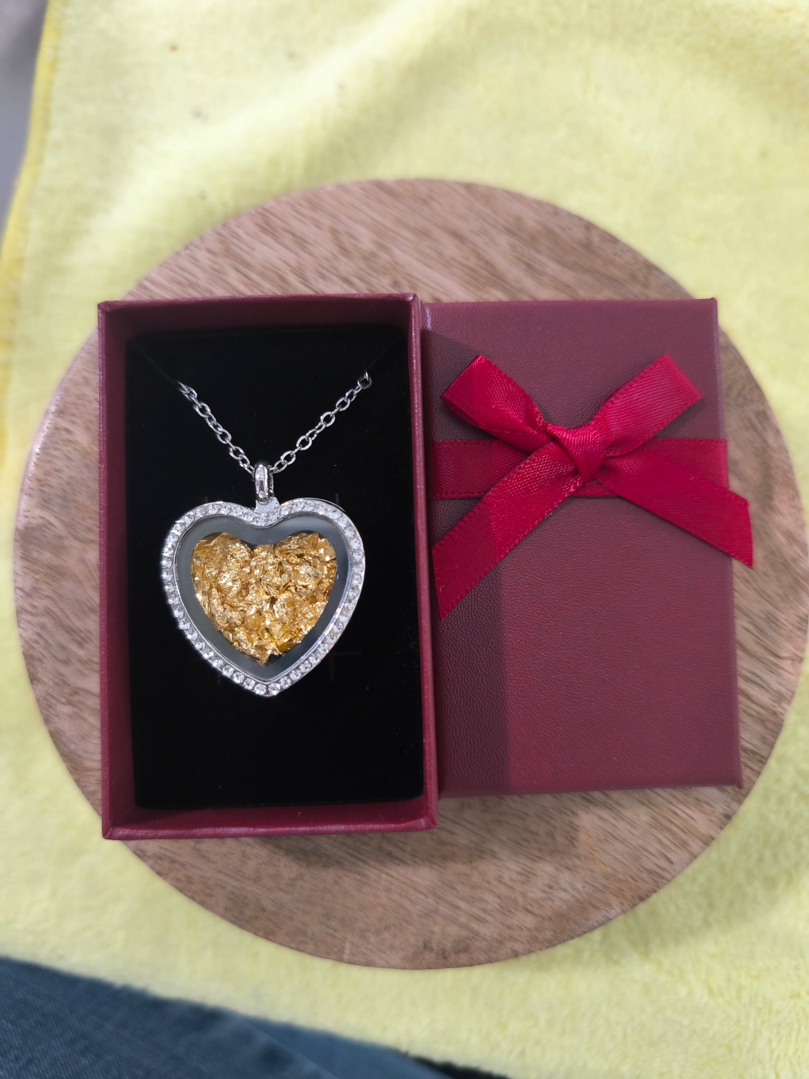 Pendentif coeur feuille d or 24k