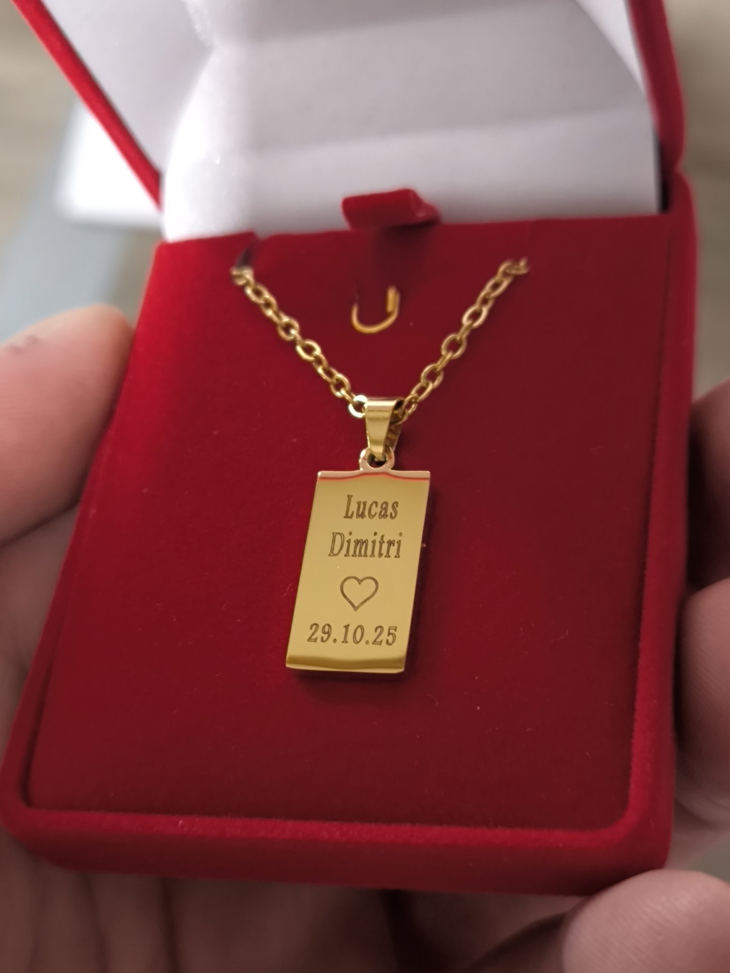 Les pendentifs à personnaliser au laser